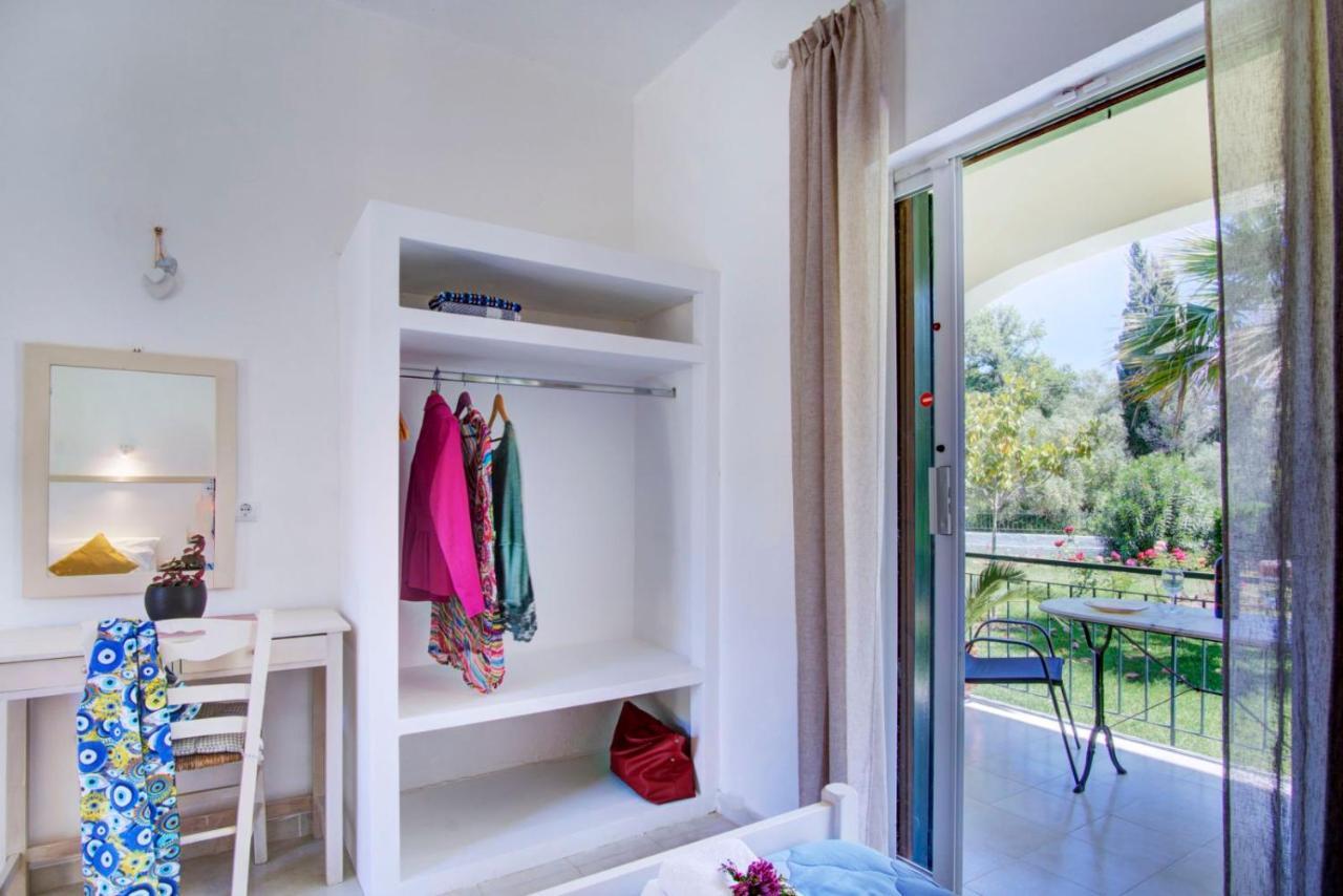 La Casa De Dalia Hotel Лефкими Екстериор снимка