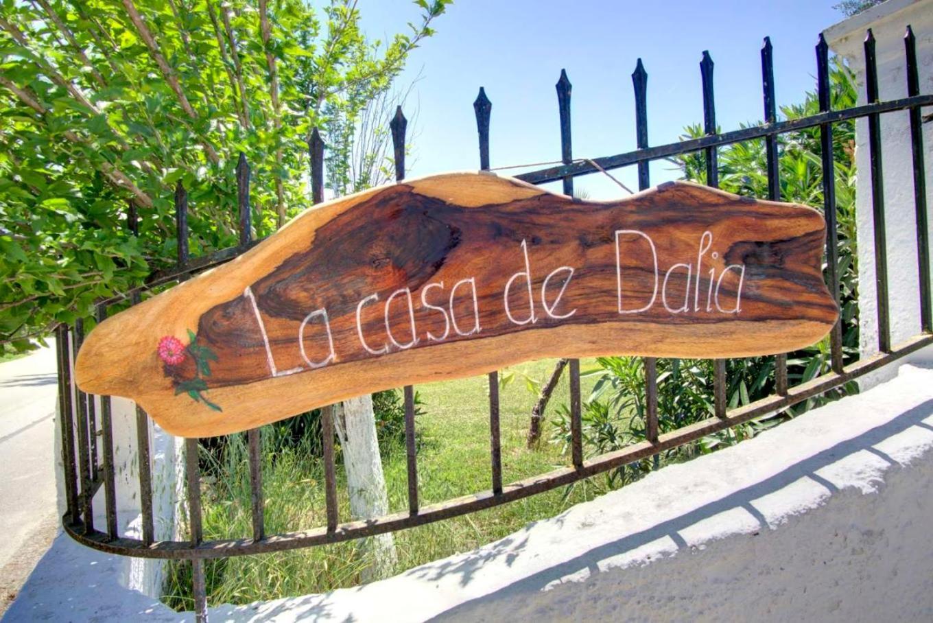 La Casa De Dalia Hotel Лефкими Екстериор снимка