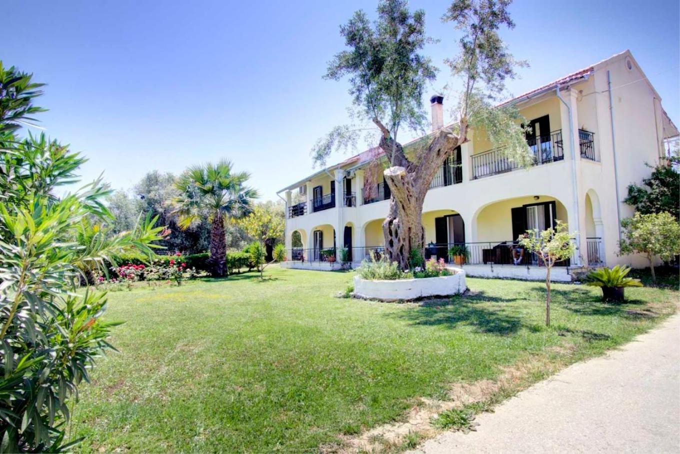 La Casa De Dalia Hotel Лефкими Екстериор снимка